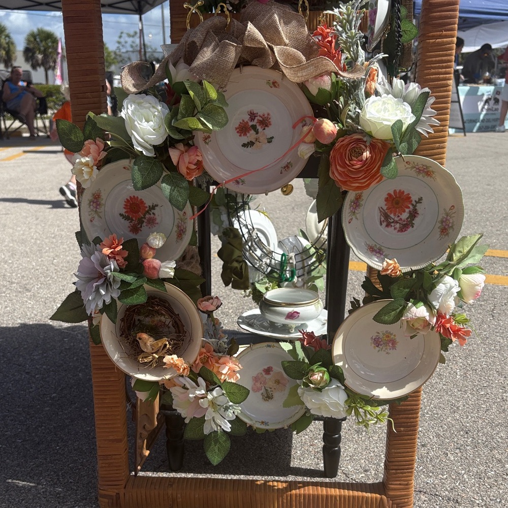 Vintage Floral China Plate Wreath - Peach, Cream & Green